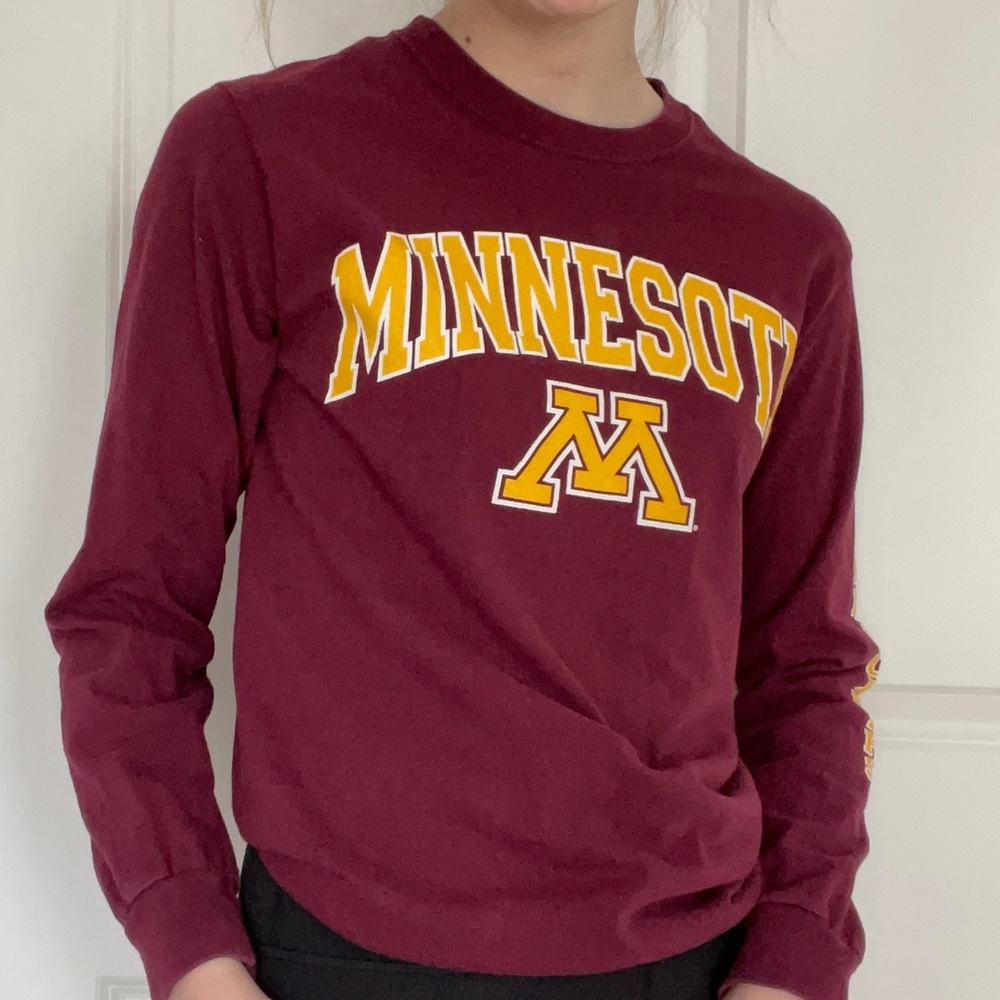UofM Long Sleeve Tee | Size S